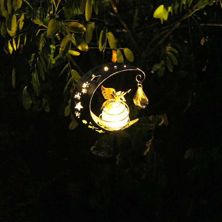 Crescent Moon Solar Hage Stake Lys Med Roterende Sprukket Glass Orb Og Sommerfugl Accent Skanto