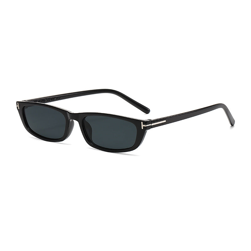 Dame moteriktig solbrille med elegant leopardmønster Skanto