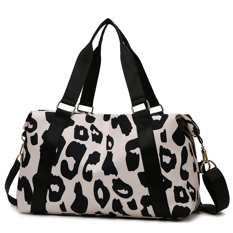 Sporty tote bag with elegant leopard pattern Skanto
