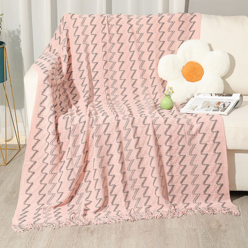 Kvinnens dekorative zigzag strikket teppe Skanto
