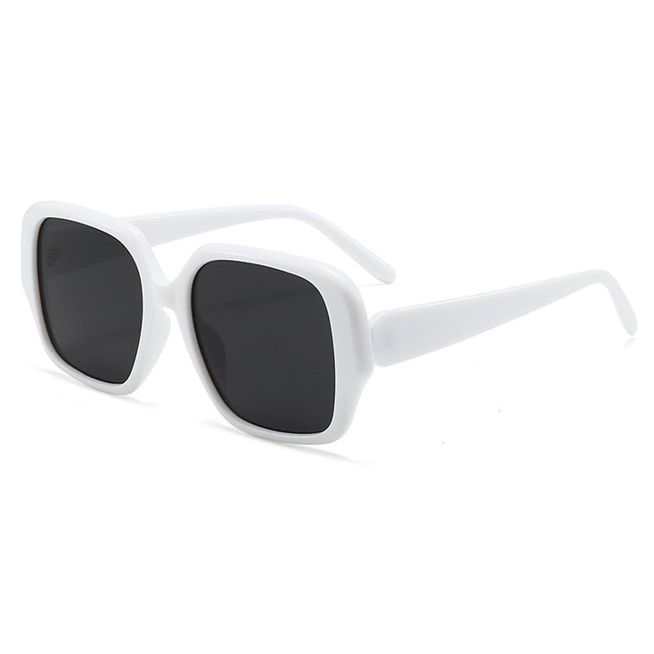 Dame moterisk kvadratisk solbrille med bred ramme Skanto