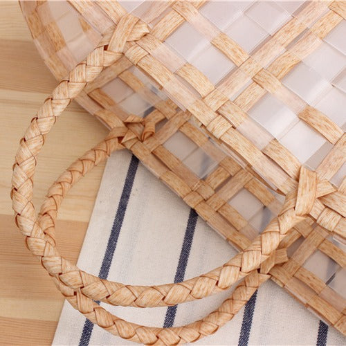 Modern basket bag with refined stripes Skanto