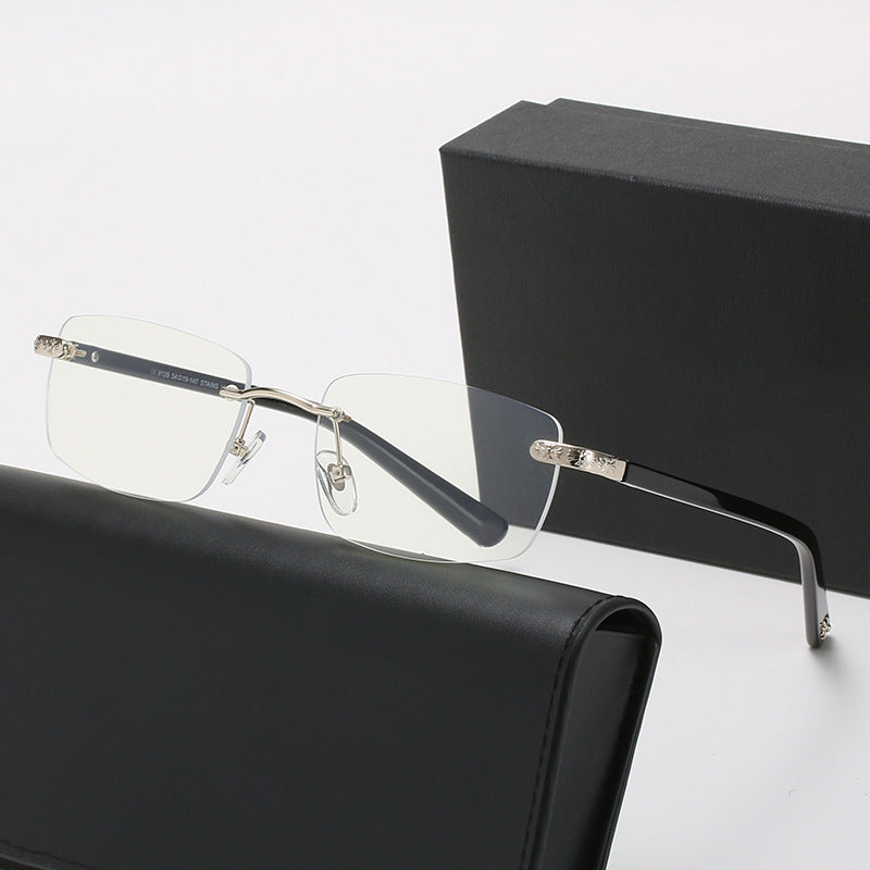 Damer stilige halvmontasje briller med komfortable nesepuder og elegant design Skanto