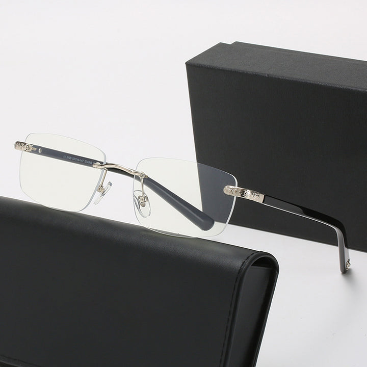 Damer stilige halvmontasje briller med komfortable nesepuder og elegant design Skanto