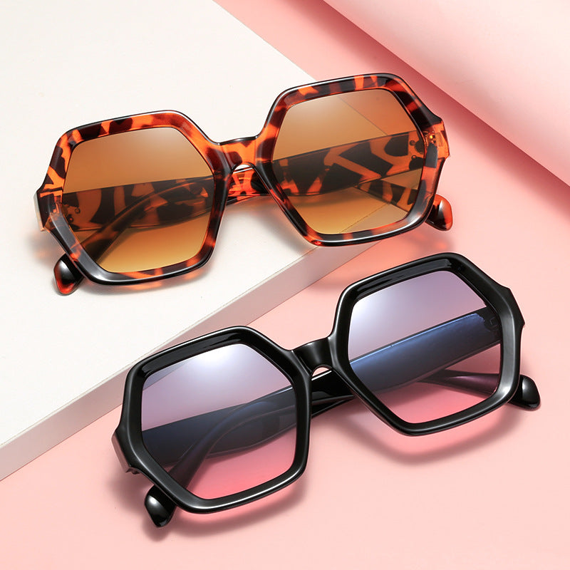 Dame geometrisk lesebrille i markant bikakestruktur-design Skanto