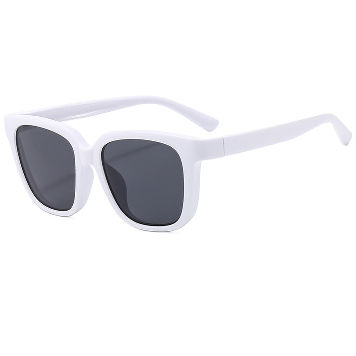Dame Cat-Eye solbriller med elegant og moderne ramme Skanto