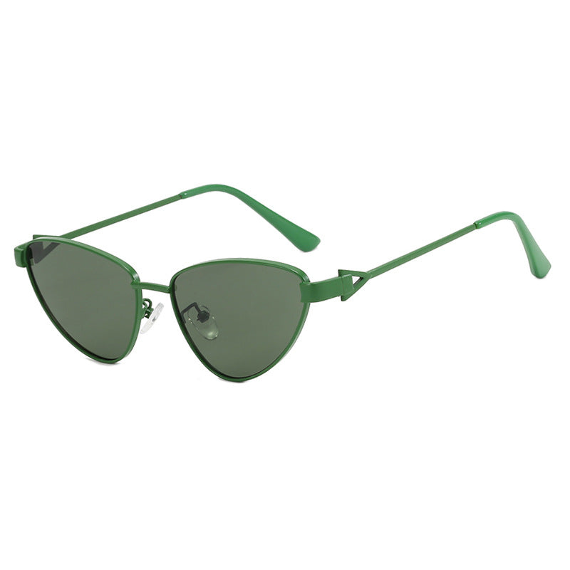 Women's Cat-Eye Sunglasses with Elegant and Flexible Frame Skanto