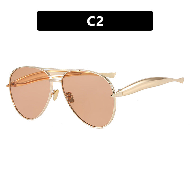 Women's Pilot Sunglasses with Elegant Details and Protective UV Filter Skanto
