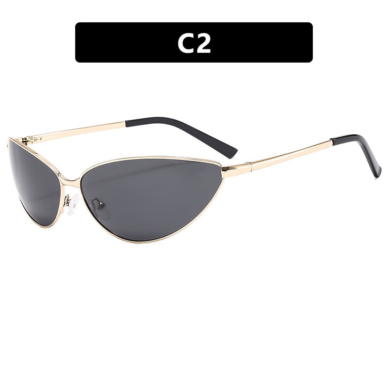 Women's Cat-Eye Sunglasses with Modern Metal Frame Skanto