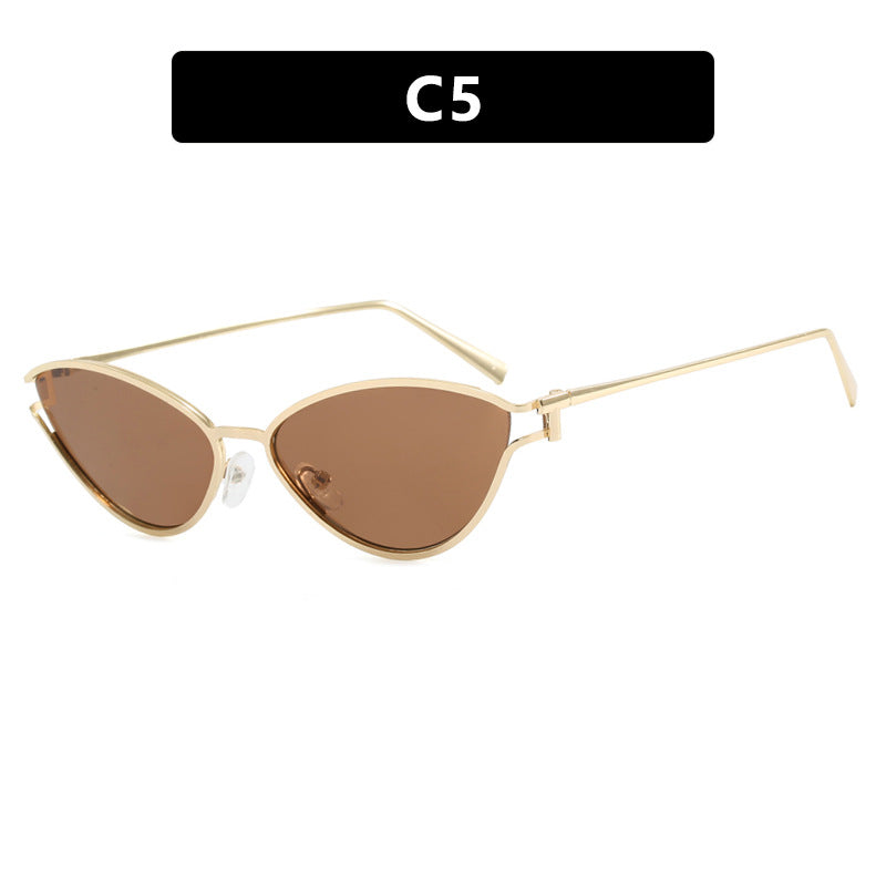 Women's Cat-Eye Sunglasses with Protective UV Filter and Elegant Metal Frame Skanto