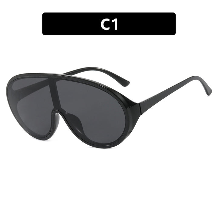 Women's futuristic sunglasses with large lenses and ergonomic frame Skanto