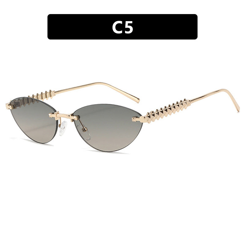 Women's sunglasses in modern, geometric design with stylish metal frame and UV protection Skanto