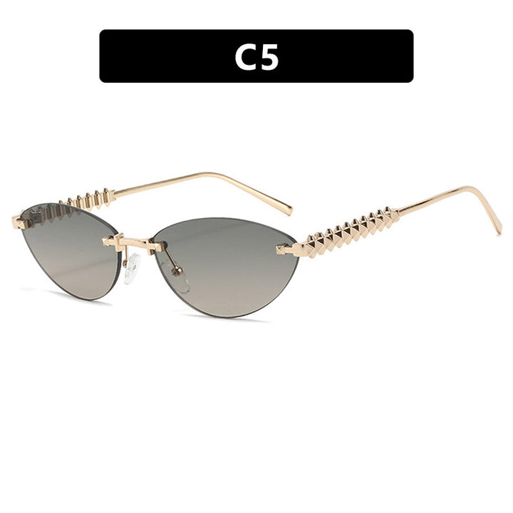 Women's sunglasses in modern, geometric design with stylish metal frame and UV protection Skanto