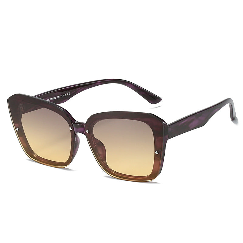 Damer oversized kvadratisk solbrille med sofistikert ramme Skanto