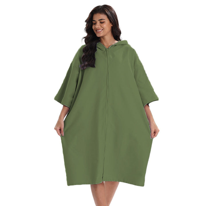 Praktisk og behagelig badekåpe-poncho Skanto