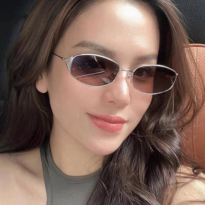 Women's fashionable sunglasses in elegant oval design with high-quality metal frame Skanto