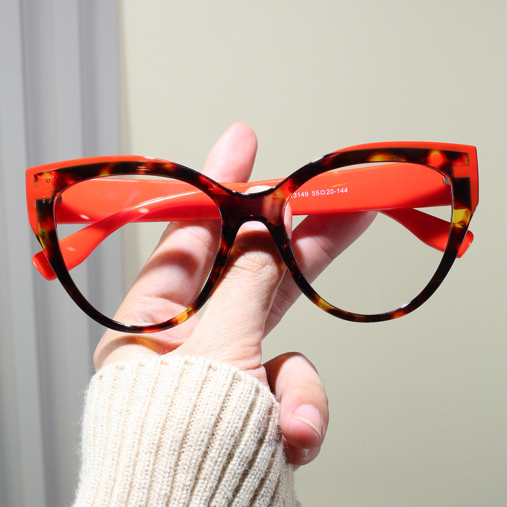 Women's Cat-Eye Sunglasses with Extravagant Frame and UV Protection Skanto