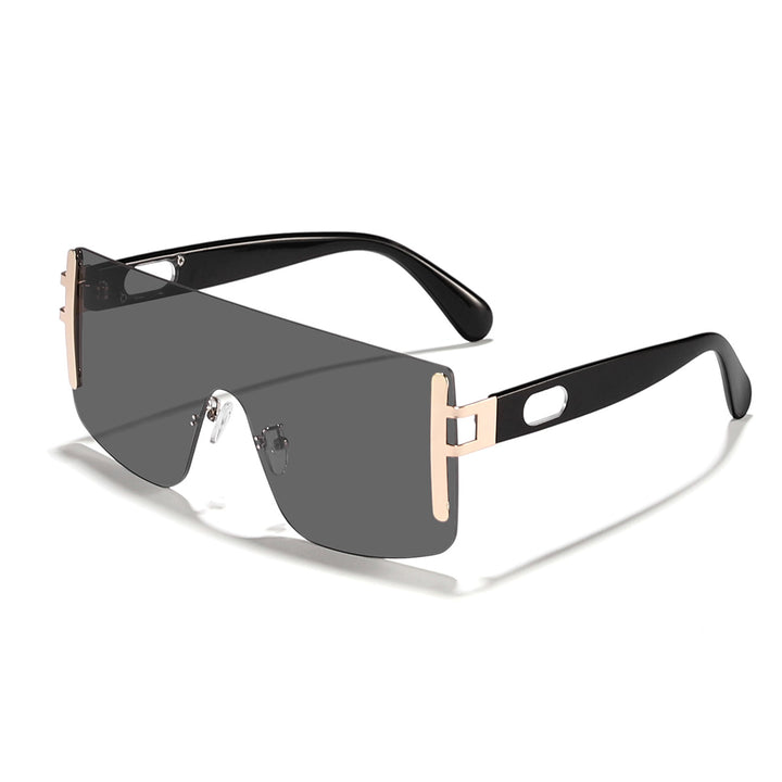Dame oversized solbrille med moderne futuristisk design Skanto