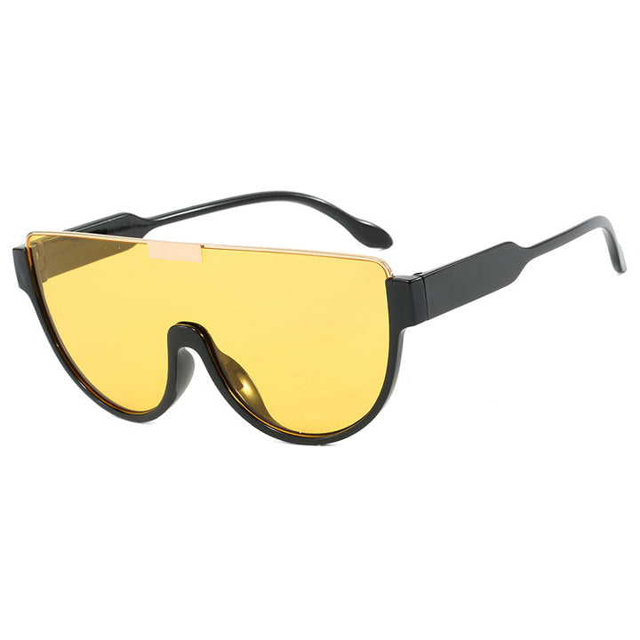 Dame Motebærende Oversized Solbrille Skanto
