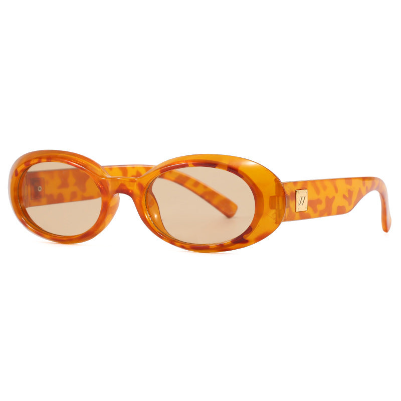 Women's exclusive sunglasses in elegant oval design Skanto
