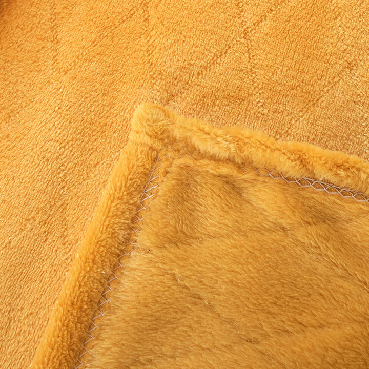 Damer kosepledd laget av luksuriøs mikrofleece med quilted Skanto