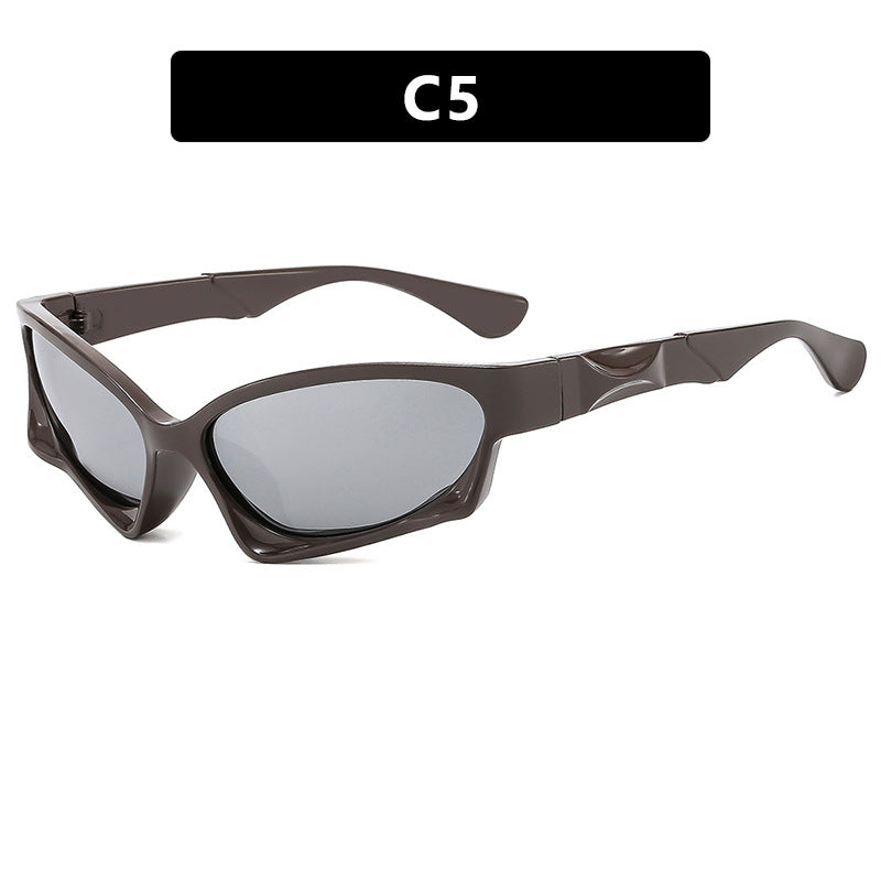 Women's sporty sunglasses with modern, aerodynamic design Skanto