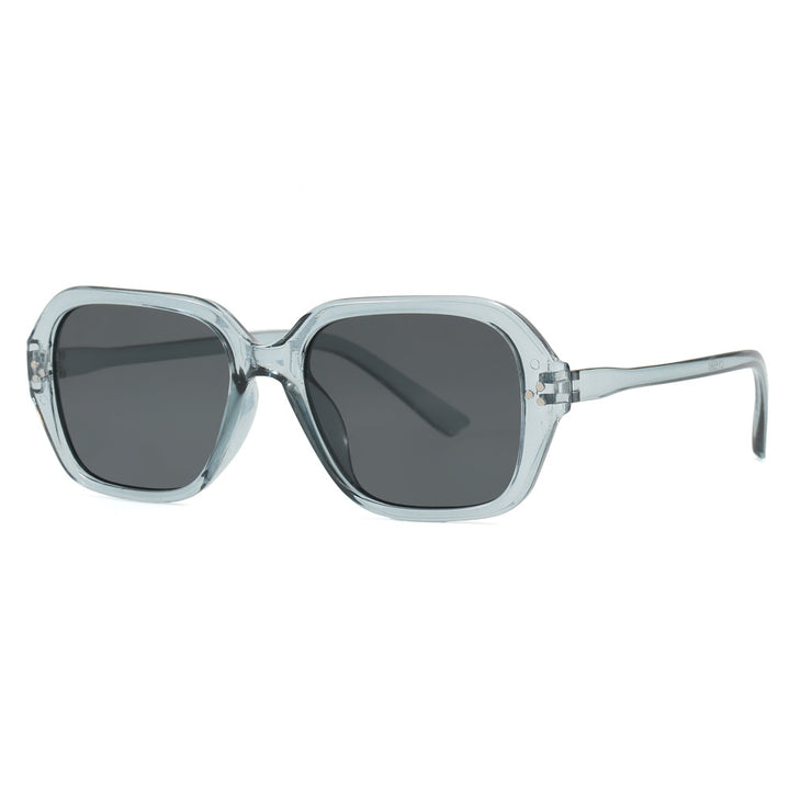 Dame moteriktig oversized solbrille i elegant design Skanto