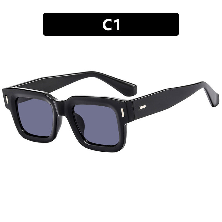 Women's fashion sunglasses in elegant leopard print Skanto
