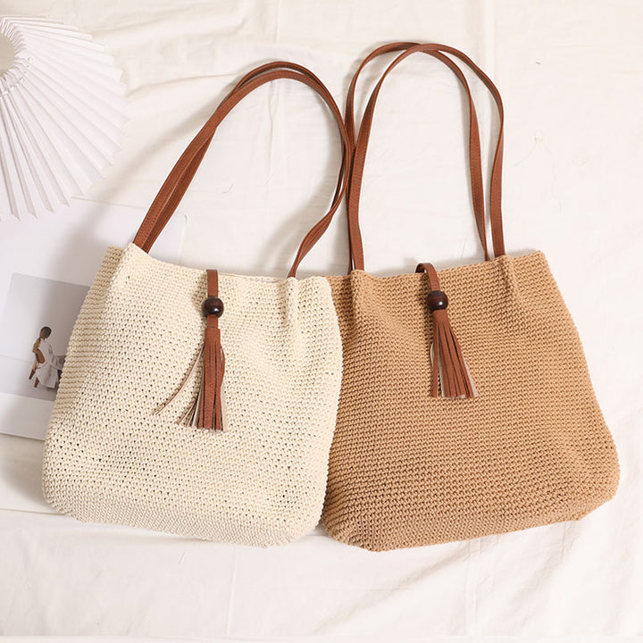 Hand-crocheted crossover bag with leather details Skanto