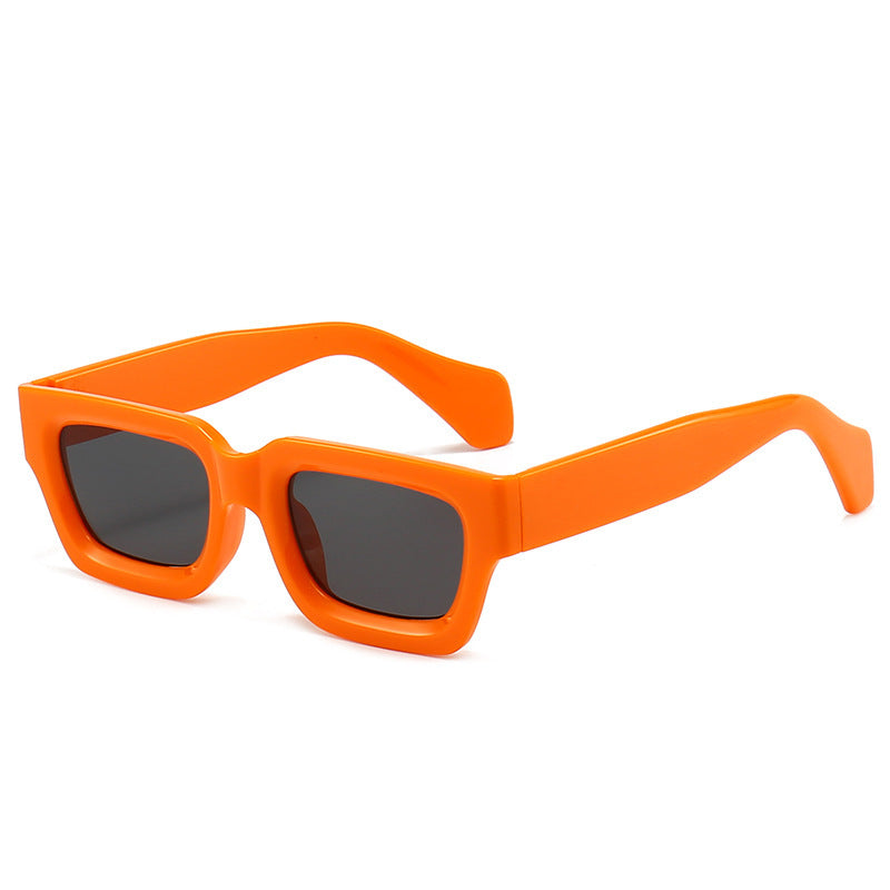 Women's trendy sunglasses with robust and transparent frame Skanto