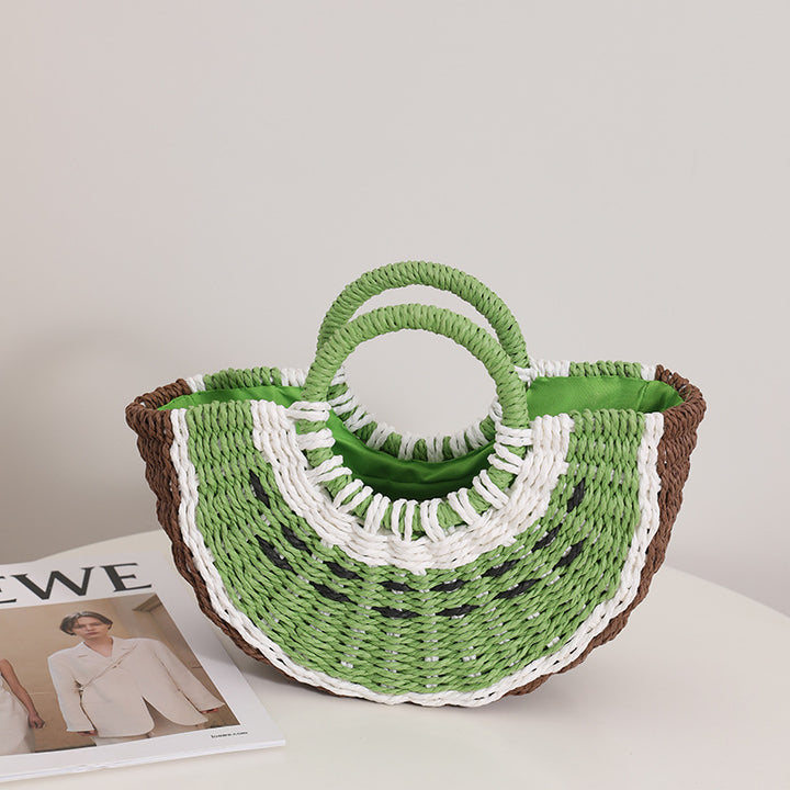 Eye-catching bag with a twisted wave profile Skanto