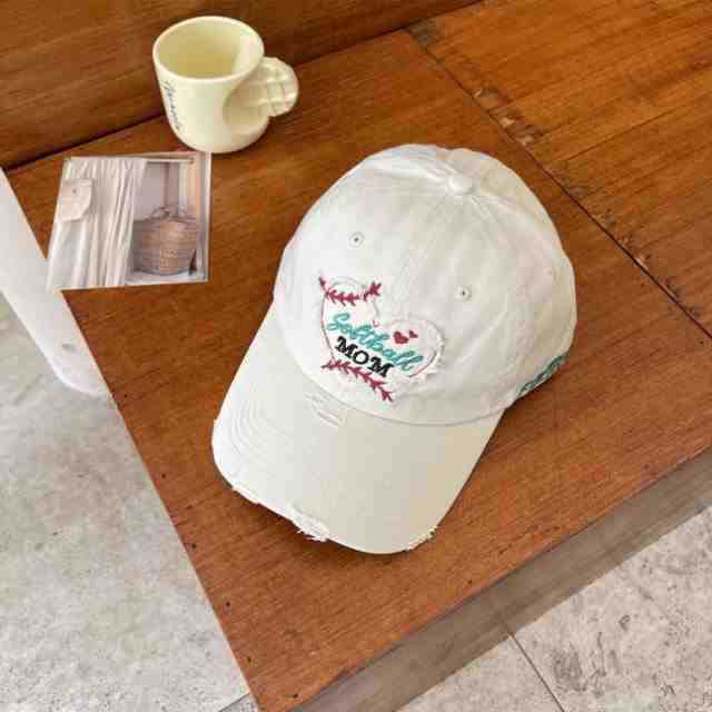 Kvinnens slitte hjertebroderte baseball caps Skanto