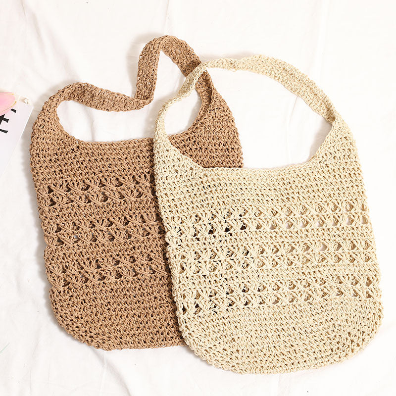 Crocheted shoulder bag with decorative openwork pattern Skanto