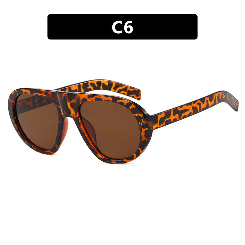 Women's eye-catching sunglasses with futuristic frame and robust design Skanto