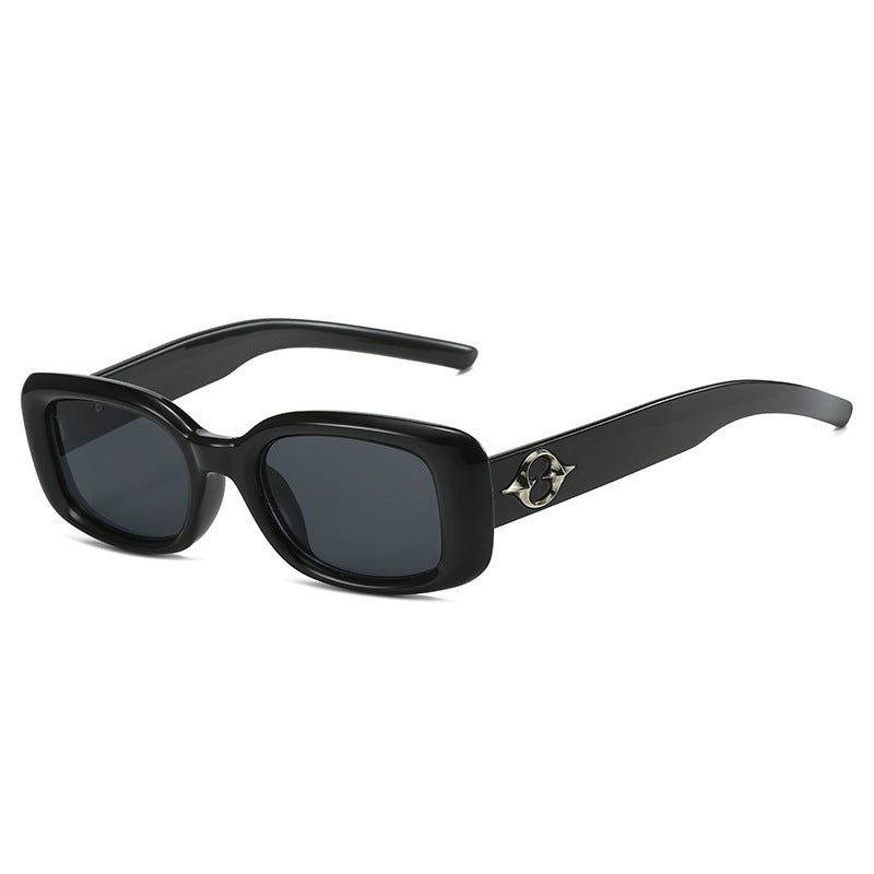 Dame trendy firkantet solbrille Skanto