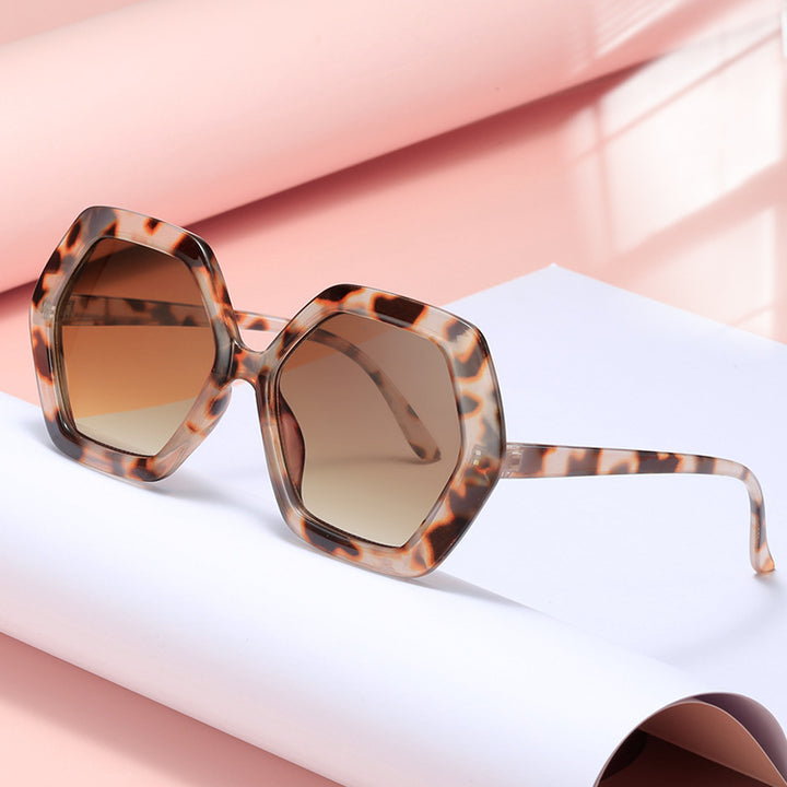 Dame geometrisk solbrille med moderne design Skanto
