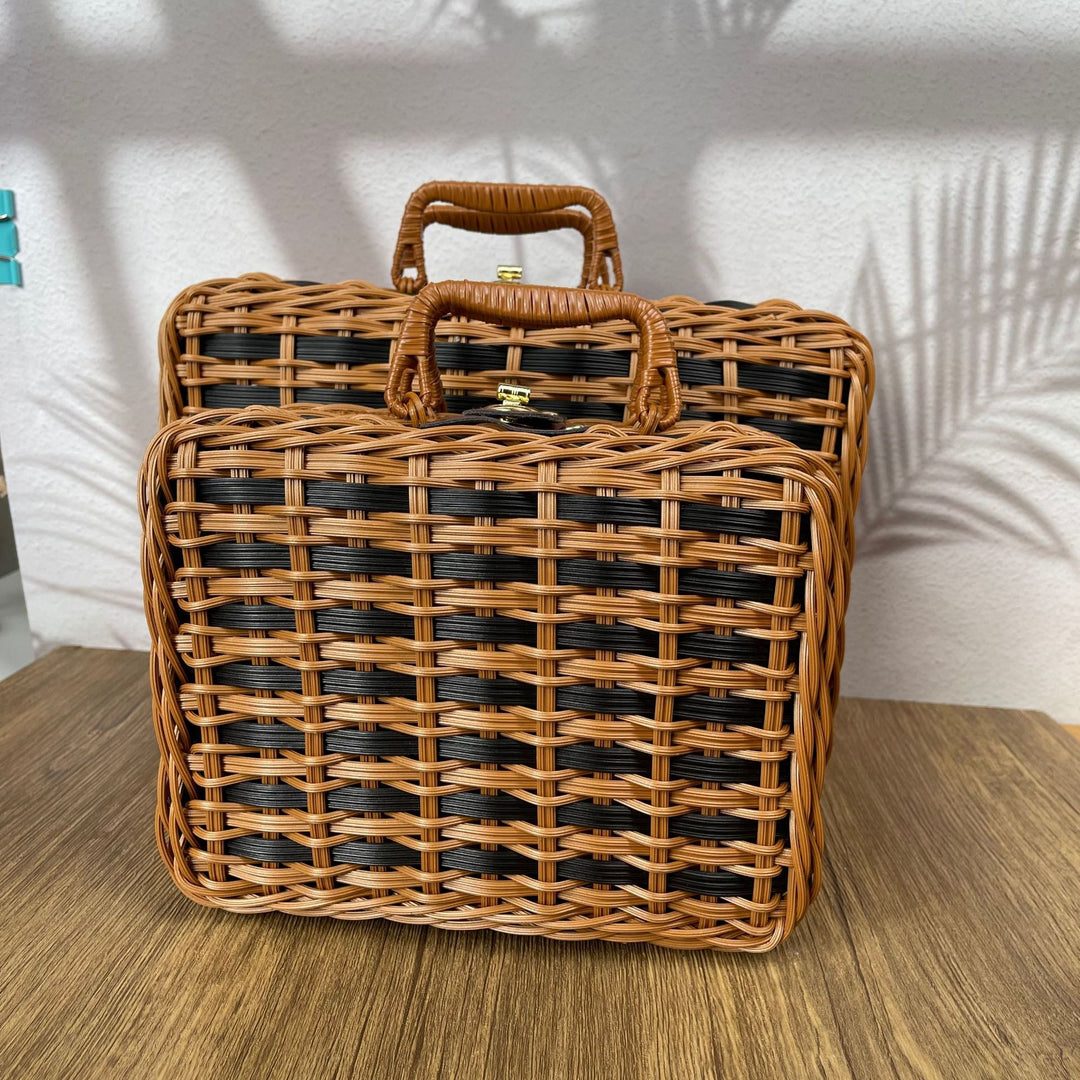 Dame elegant håndveske laget av flettet materiale Skanto