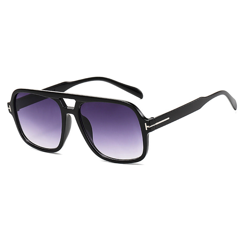 Women's sunglasses in a striking, angular design with UV protection Skanto
