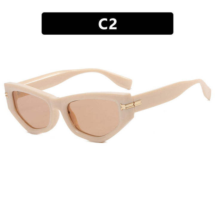 Women's geometric sunglasses with curved frame and protective UV filter Skanto