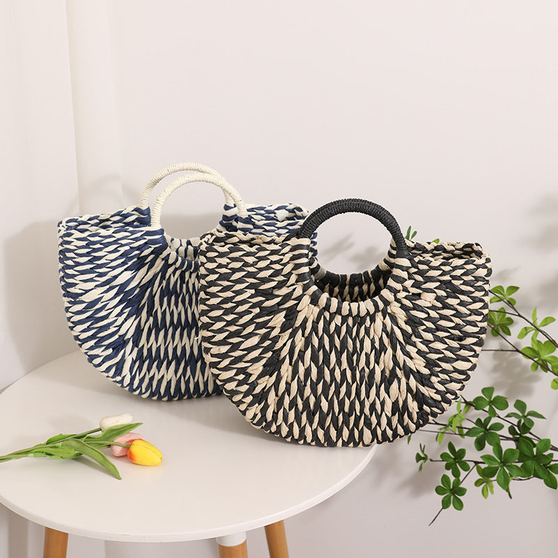 Stylish basket bag with round handle Skanto