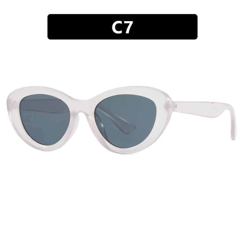 Women's Cat-Eye Sunglasses in Unique Design Skanto