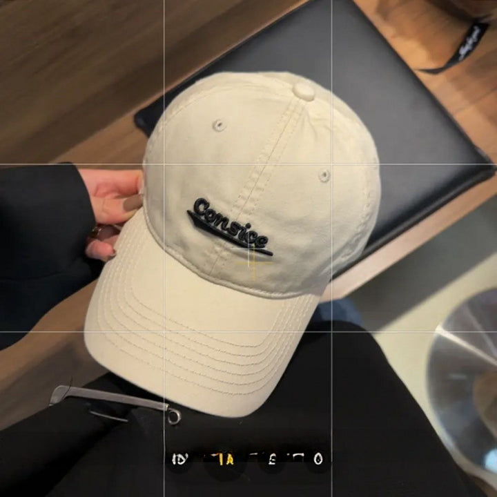 Kvinnenes klassiske broderte justerbare caps Skanto