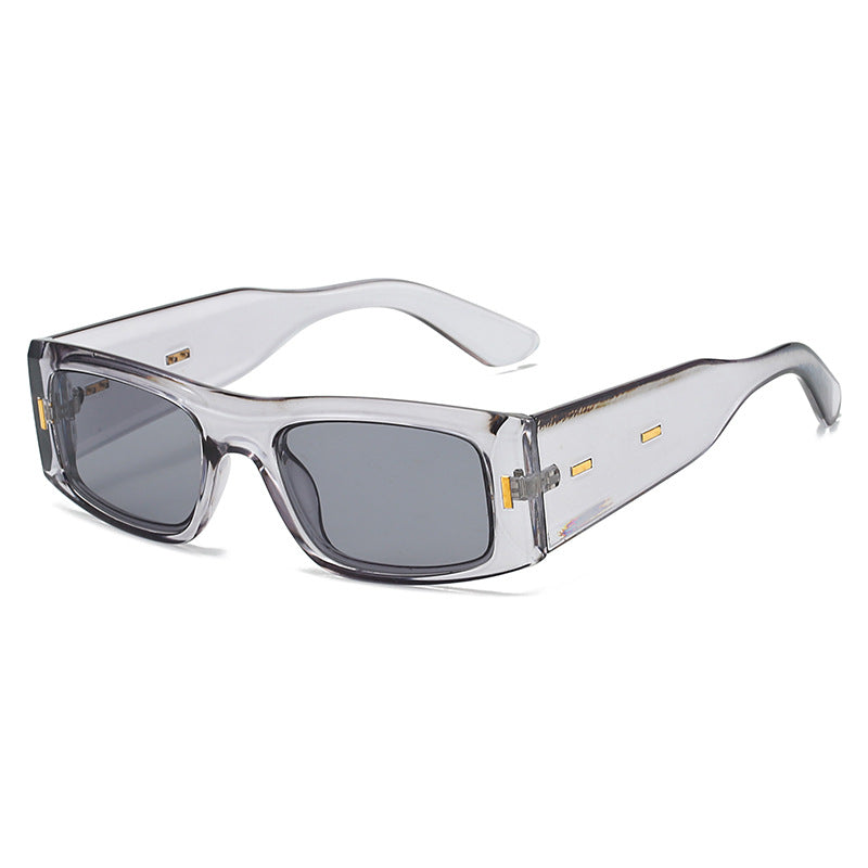 Dame elegant oversized solbrille med markant design og UV-beskyttelse Skanto