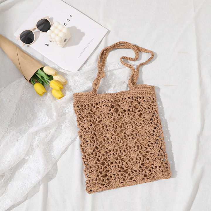 Hand-crocheted shopping bag with airy accents Skanto