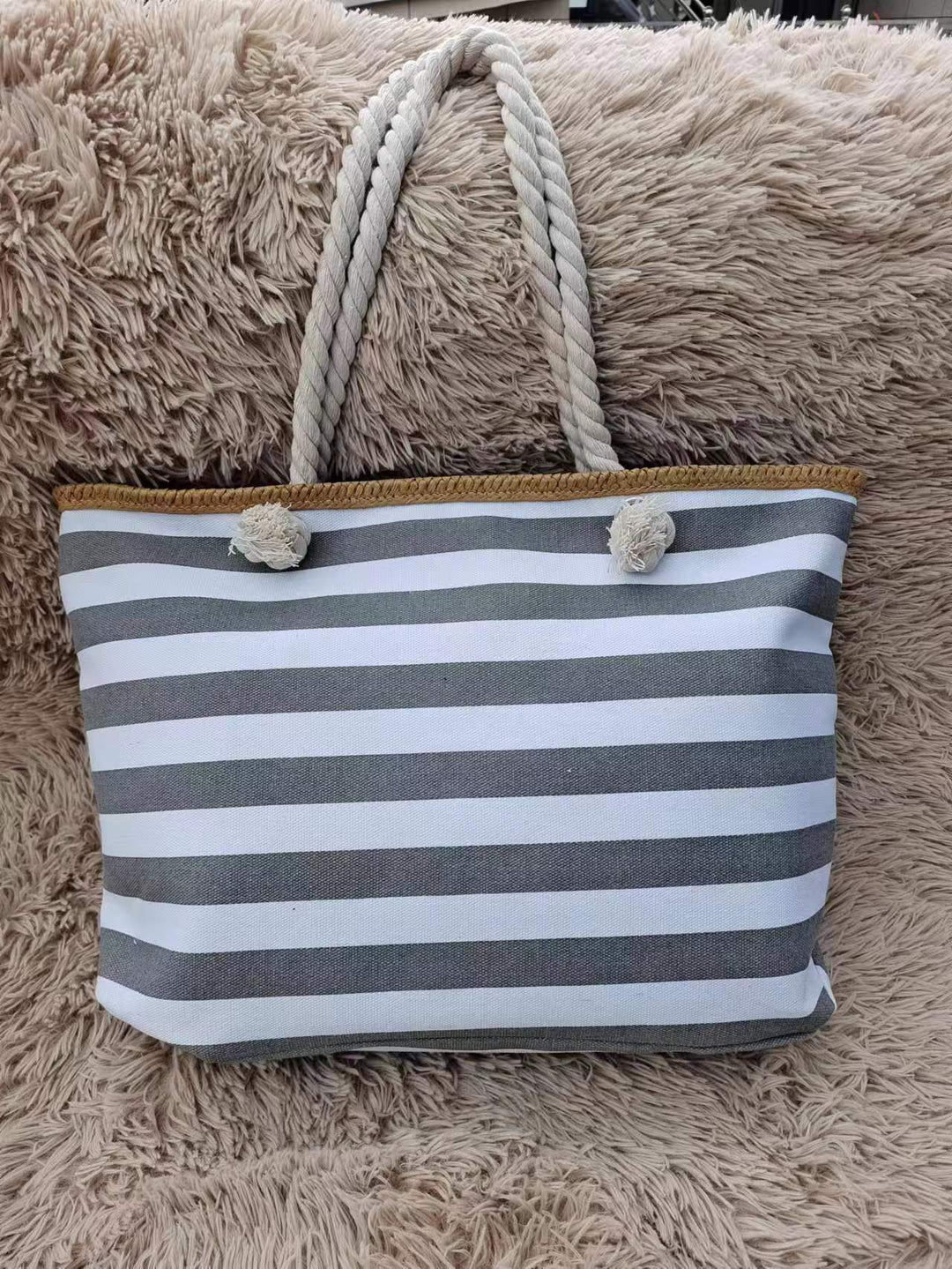 Stort strandveske med maritime striper Skanto
