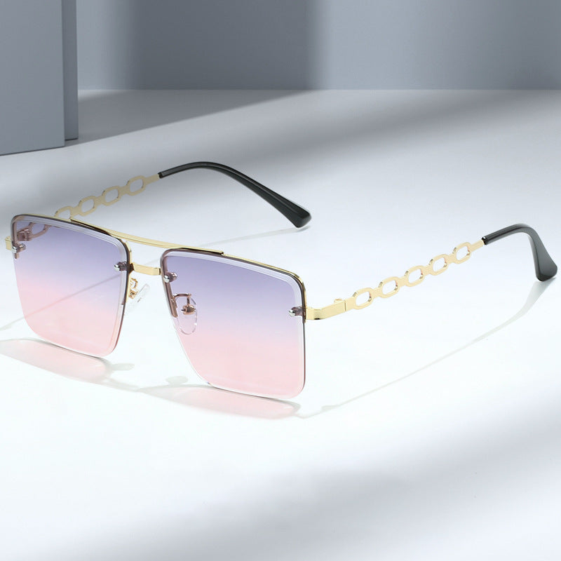 Dame Kvadratisk Solbrille med elegant Kjede Struktur Skanto