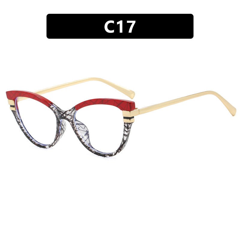 Women's Cat-Eye Sunglasses with Elegant Plastic Frame and Gold Accents Skanto
