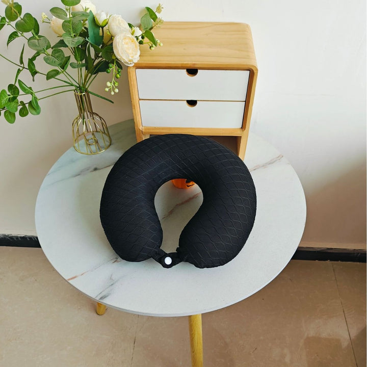Unisex nakkestøtte med ergonomisk design og avtakbart trekk Skanto