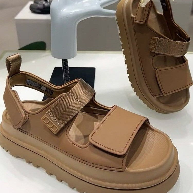Dame sporty sandaler med ergonomisk fotbredde og sklisikker såle Skanto