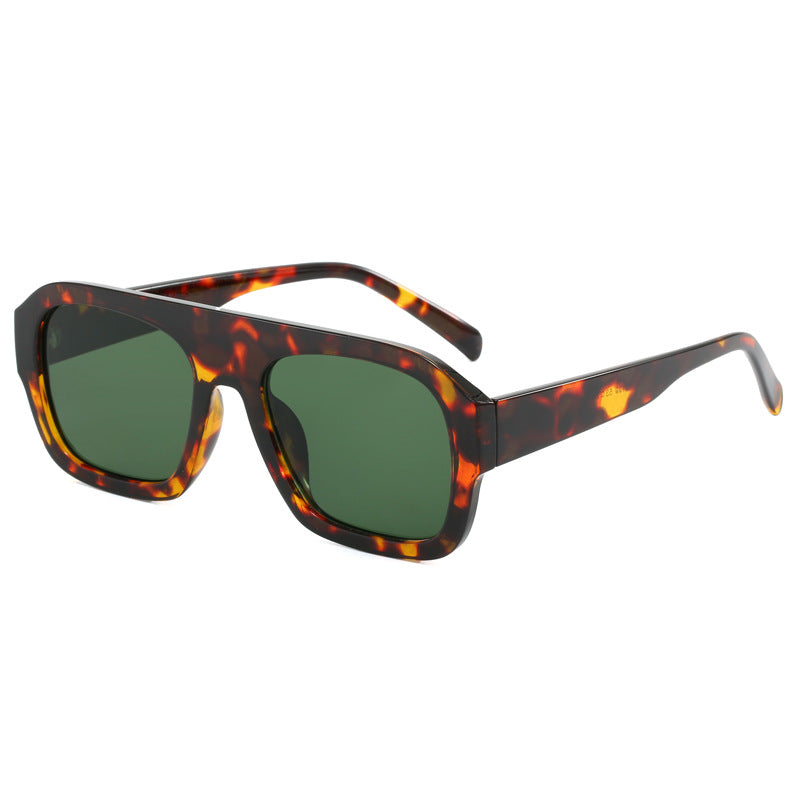 Dame oversized kvadratisk solbrille med moderne design Skanto